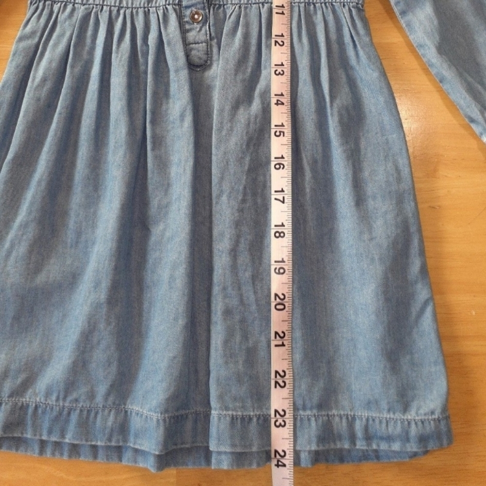 🌸🌸HOST PICK!!🌸🌸Carter's Girls Denim Dress Size 5T PERFECT CONDITION - Picture 6 of 6